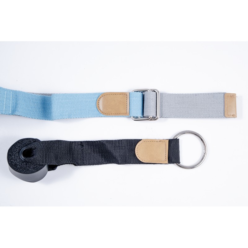 Yoga training and leg stretching belt with door clip