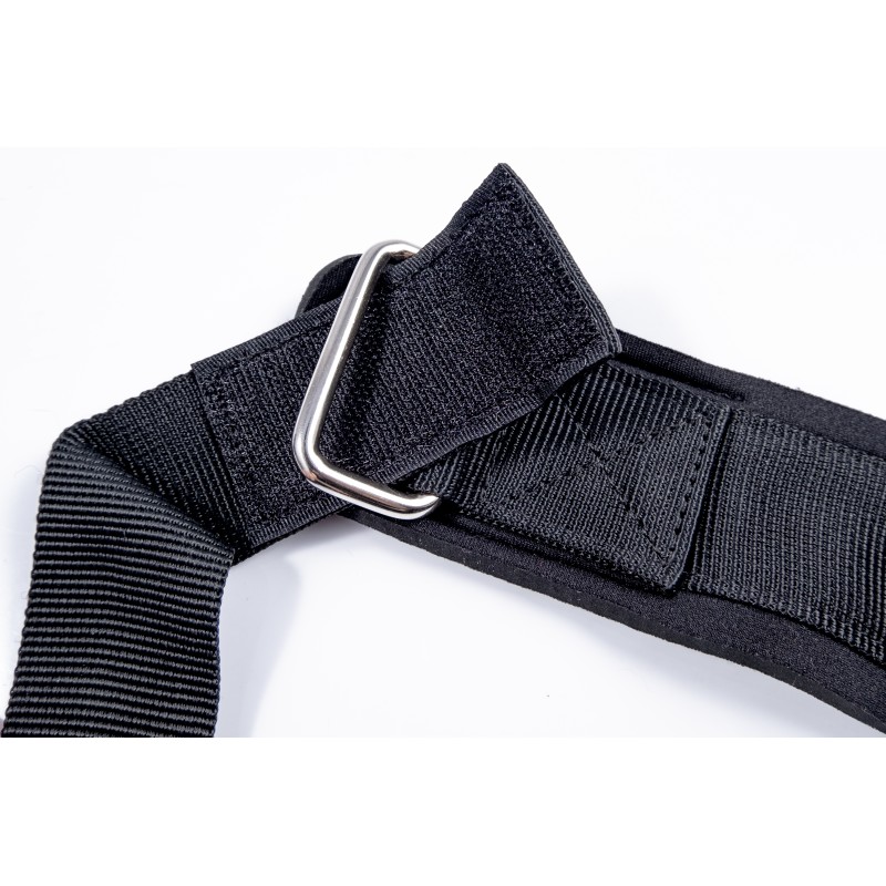 Weight belt for neck training with chain and carabiners