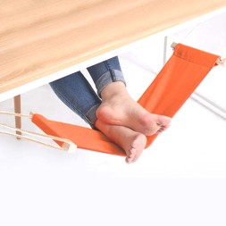 Mini foot hammock for the legs under the work desk