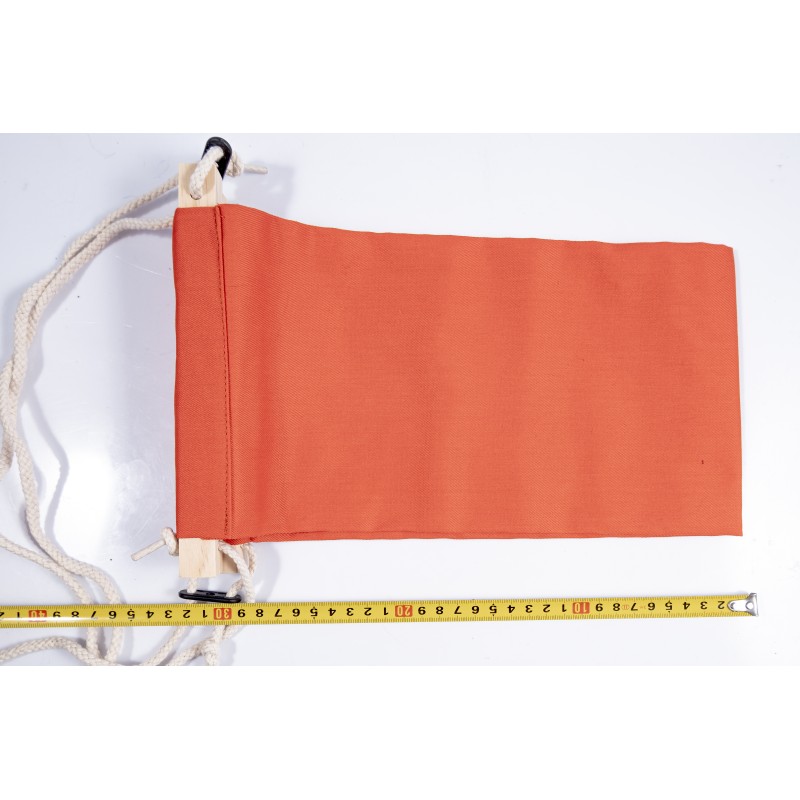 Mini foot hammock for the legs under the work desk